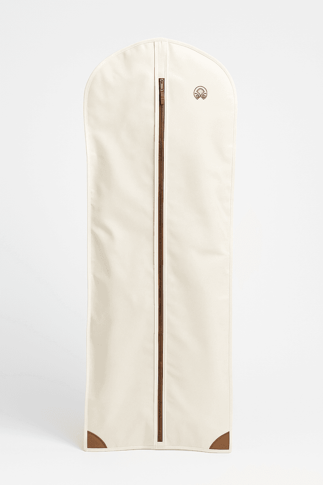 Bunadspose i pustende bomull - Tar vare på bunaden din